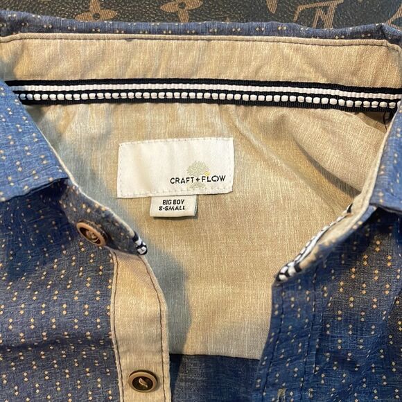 Craft & flow Big boy sauce eight small blue and gold button down shirt short - Picture 2 of 3